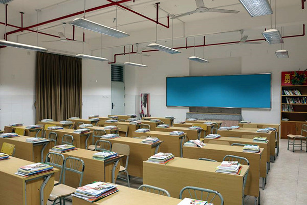 智能照明能夠解決教室長明燈的哪些問題？