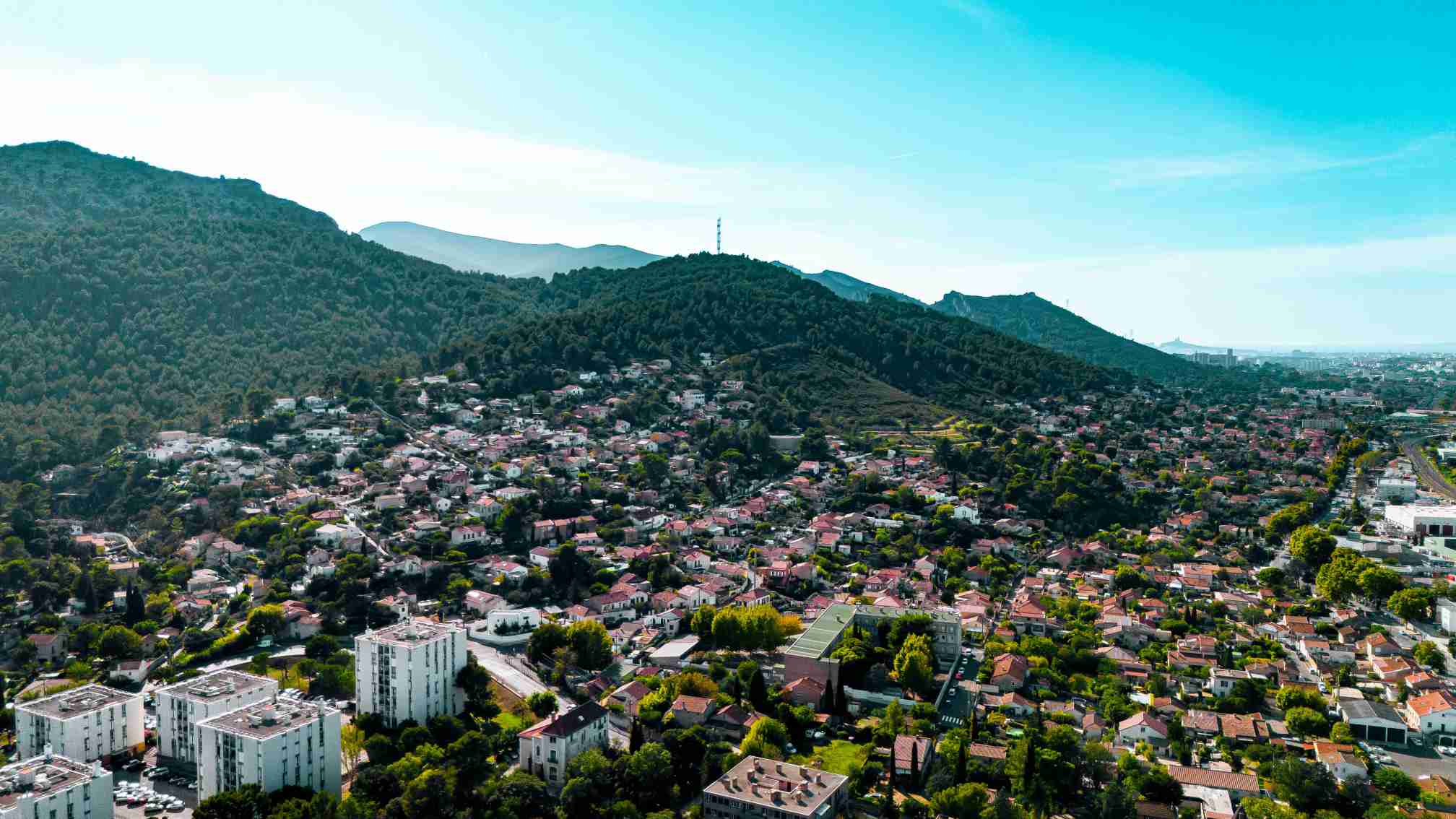 能耗在線監(jiān)測系統(tǒng)，能源管理，一站式平臺，物聯(lián)網(wǎng)，互聯(lián)網(wǎng)，信息技術(shù)，遠(yuǎn)程管理